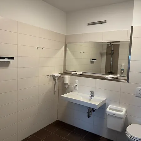 City Inn Schwedt Pensión 3*