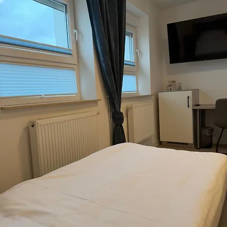 Pensión City Inn Schwedt 3*