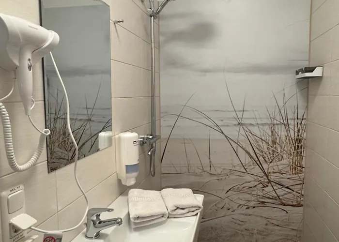 بيت ضيافة City Inn Schwedt 3*